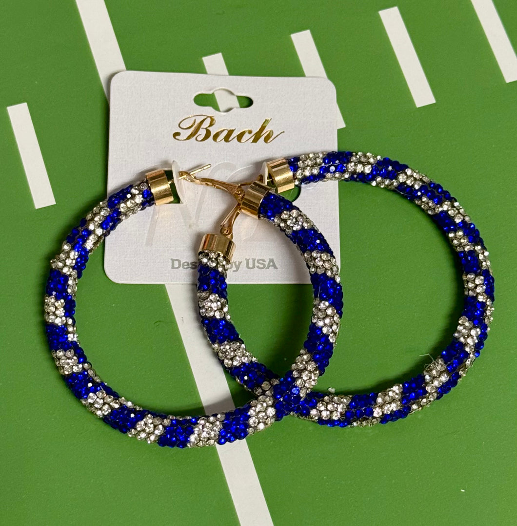 Royal Twist Up