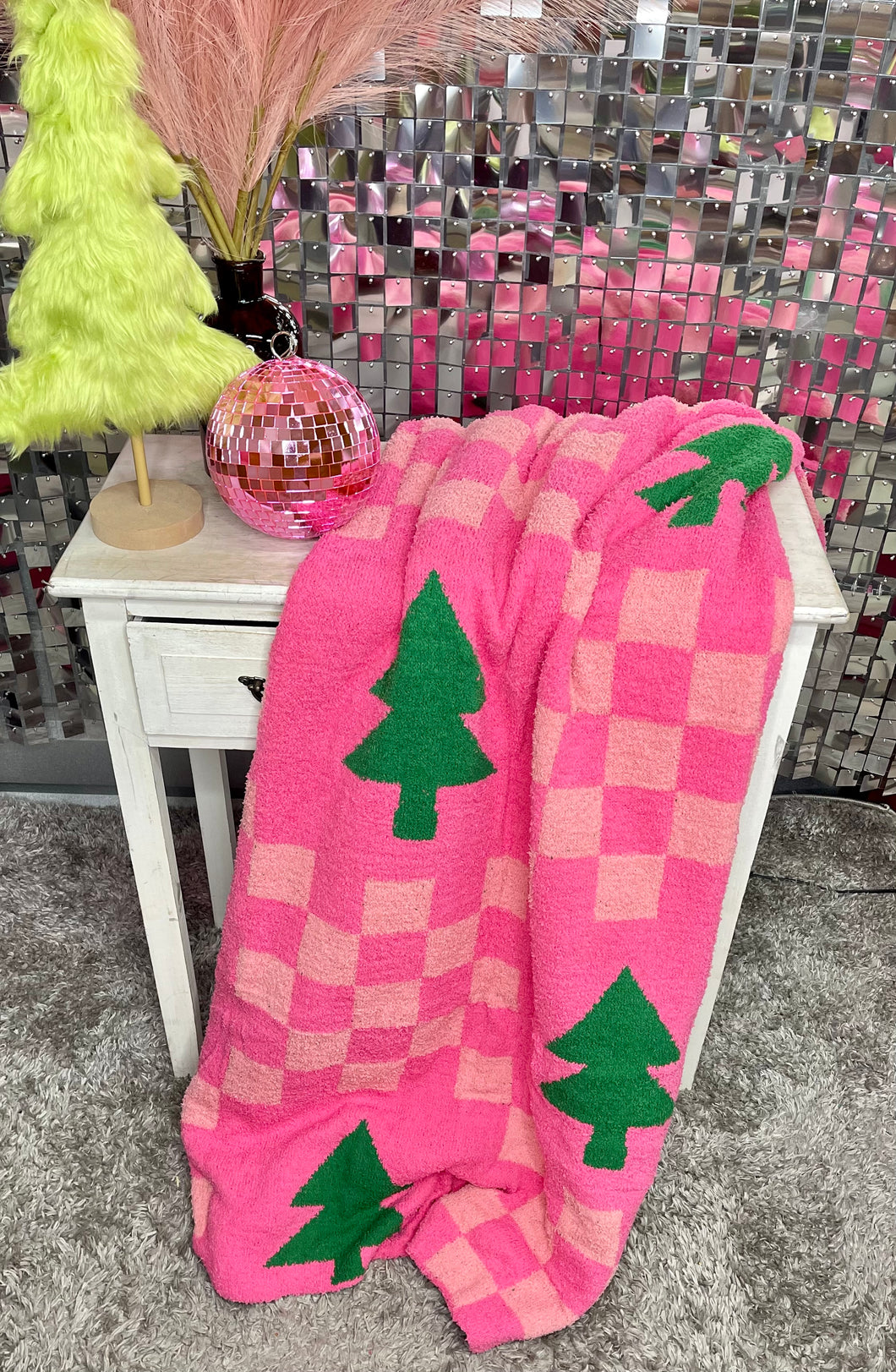 Checkered Christmas Blanket