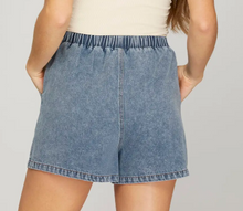 Load image into Gallery viewer, Summer Chic
