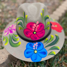 Load image into Gallery viewer, El Sombrero de Flores
